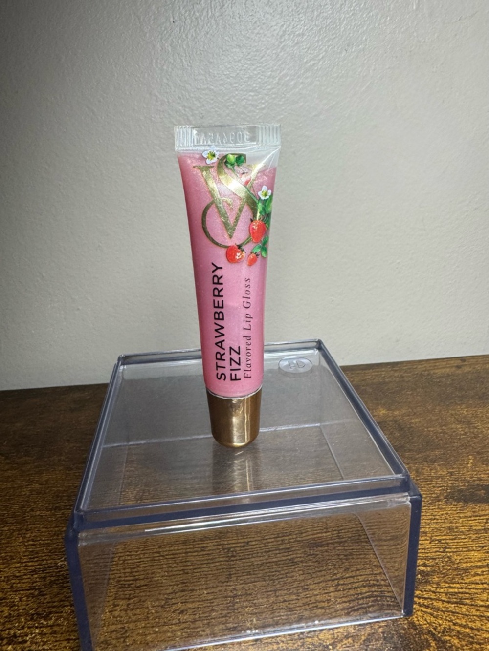 Victoria's Secret flavored lip gloss strawberry fizz